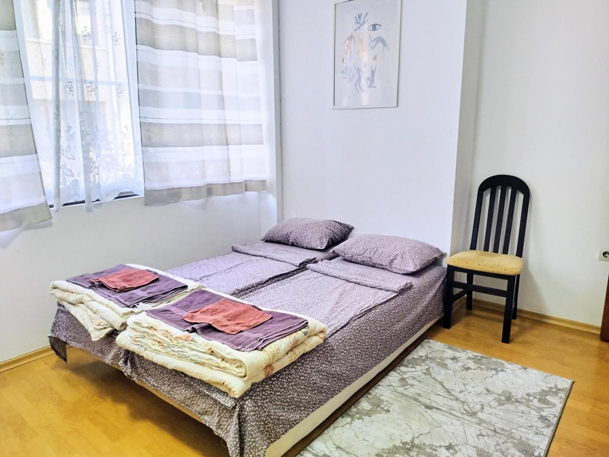 Super Center - On Kiril&metodi Square Appartamento Burgas